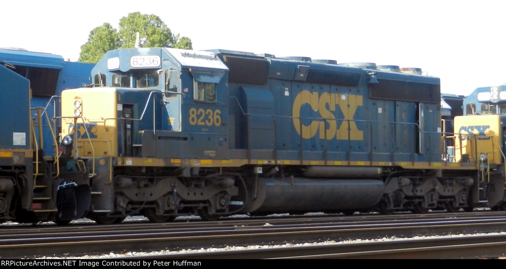 CSX 8236